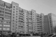 В этом доме, в Сызрани, по ул. Ватутина, 154, зарегистрирован банкрот Ариф Шахбазов